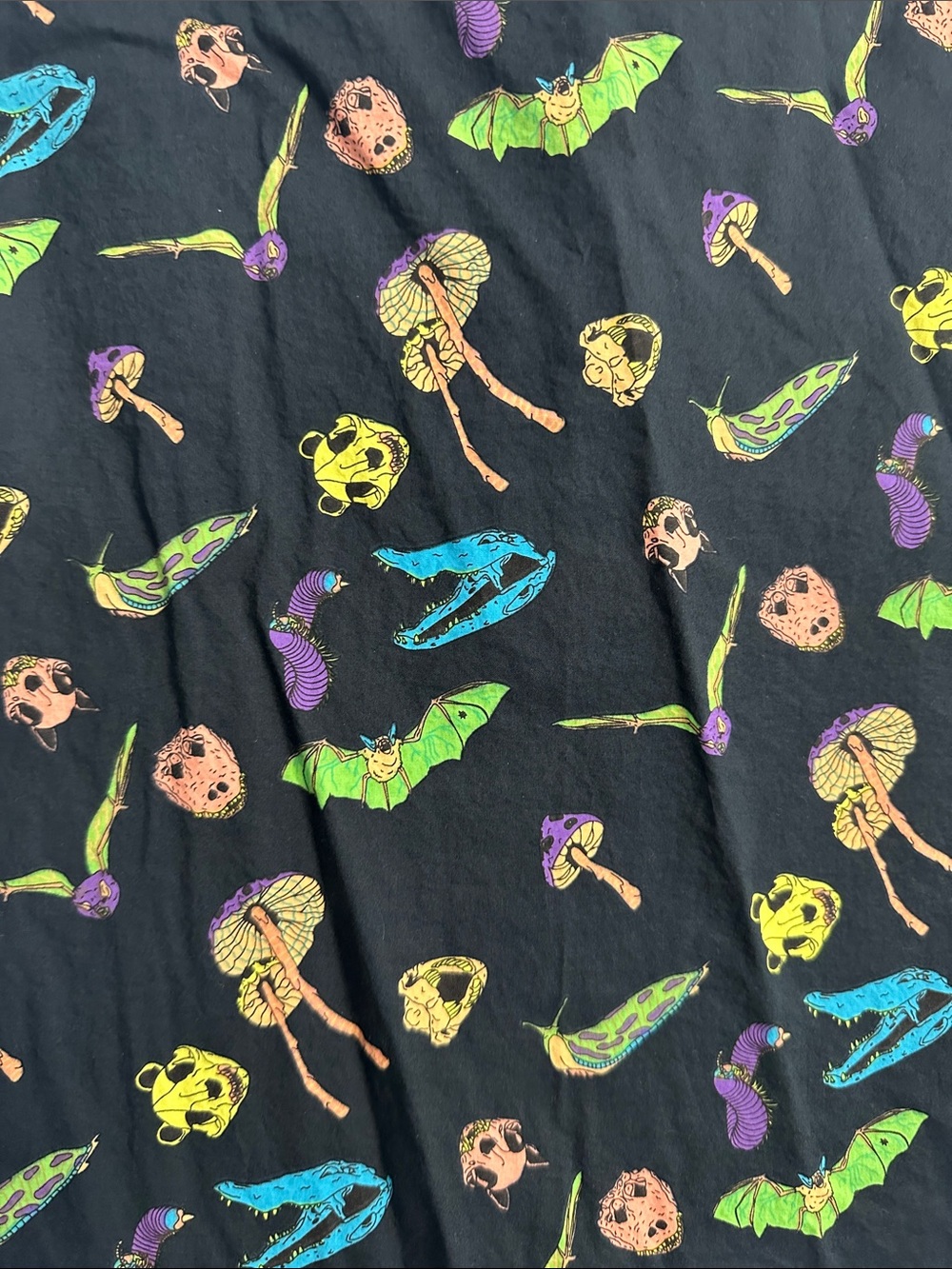 MODEST MOUSE - AMBSN CRITTERS SHIRT - Picture 5 of 8